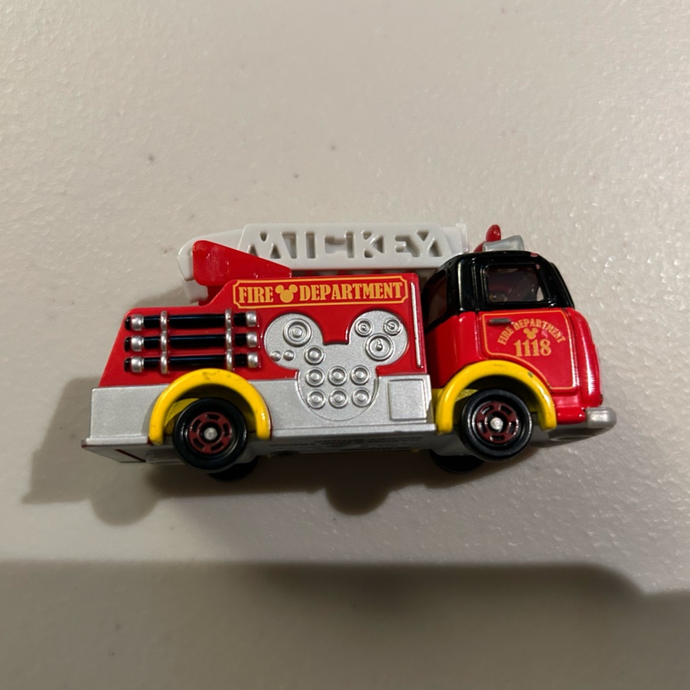 Mickey fire truck